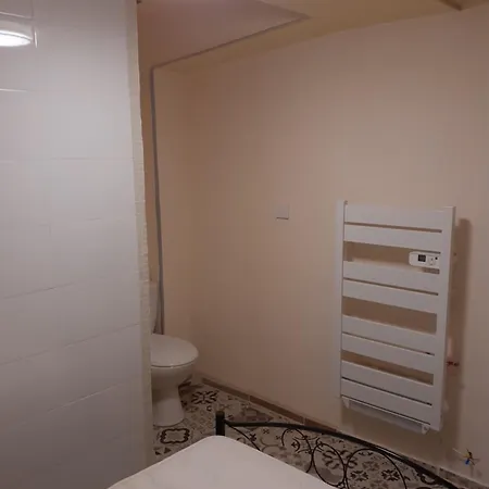Bed & Breakfast La Re'belle